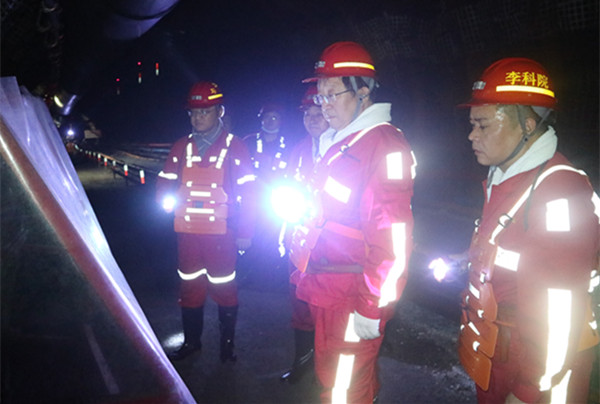 1665277225200228.jpg 1¡ª¡ª¼áÊØ¡°ºìÏß¡± Çå¾²¹ÜÀí²»Ð¸µ¡.jpg