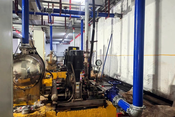 1ά�޹�Ԣ¥�ϻ���ˮ�ܵ� ȷ��ְ��������ˮ_����.jpg