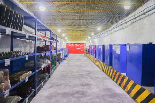 1693906410317505.jpg 2_¸±±¾.jpg