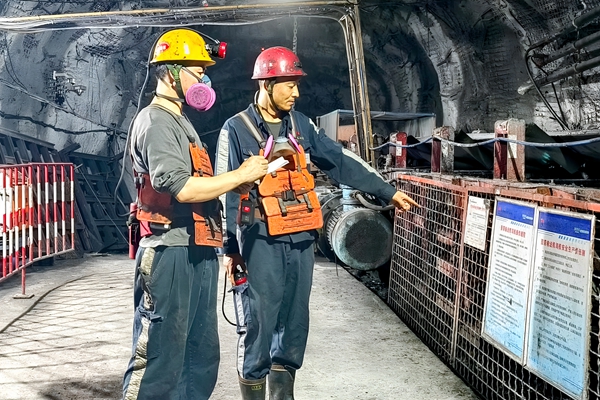 1760152069103204.jpg 2_¸±±¾.jpg