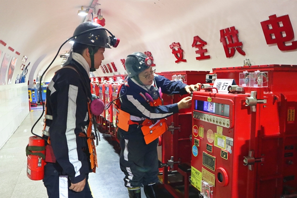 1760338076104975.jpg 2_¸±±¾.jpg